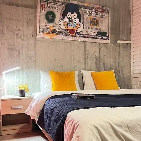 Moonlight Hostel Lviv Ngoại thất bức ảnh