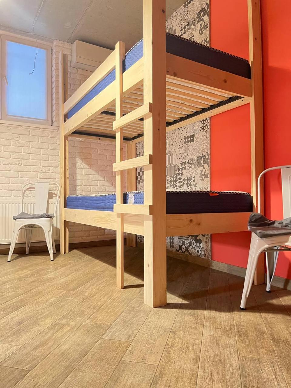 Moonlight Hostel Lviv Ngoại thất bức ảnh