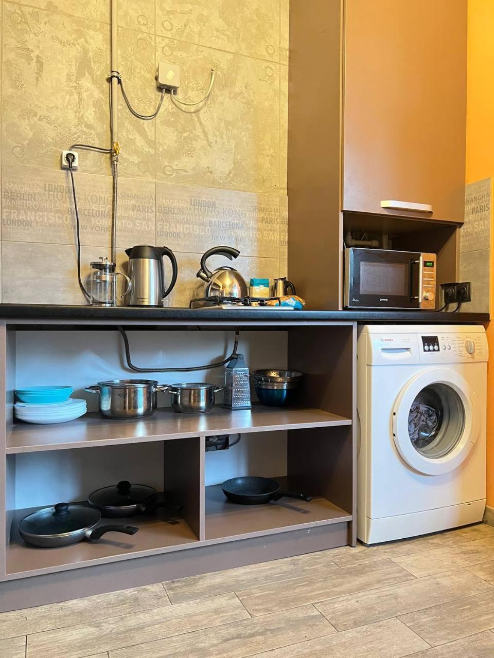 Moonlight Hostel Lviv Ngoại thất bức ảnh